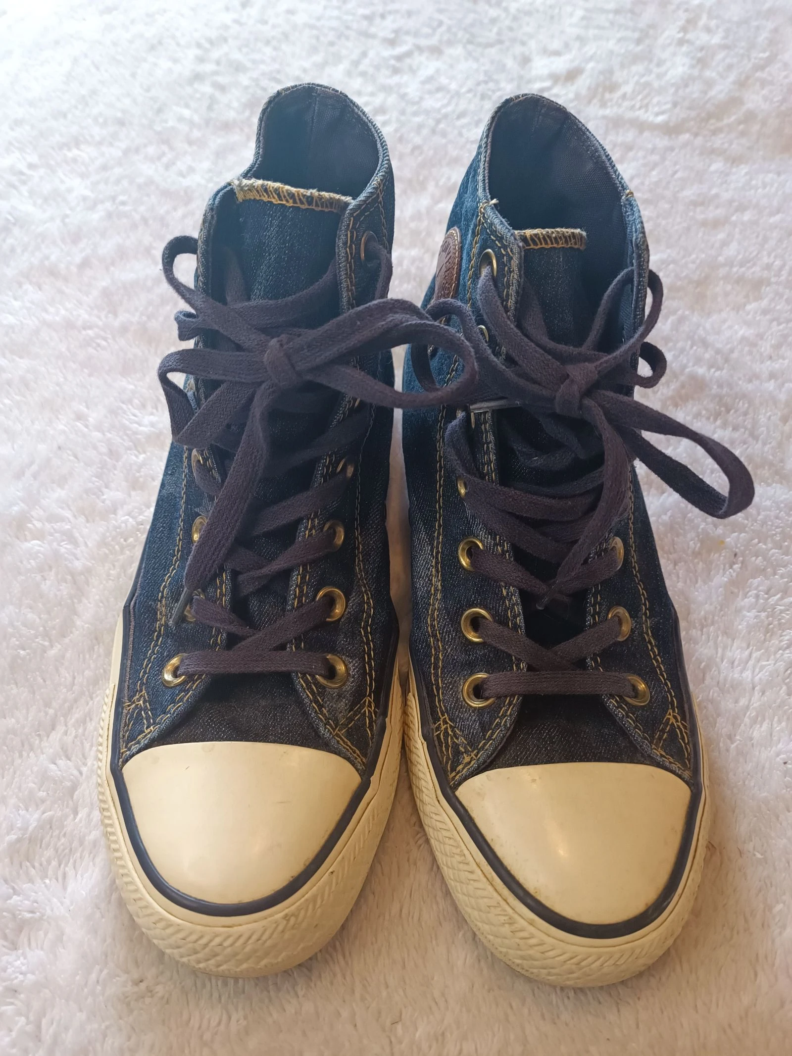 Pair of Converse All Star Chuck Taylor size 38 in very good condition in denim – photo 3